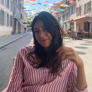 Meet your Posher, Jennifer